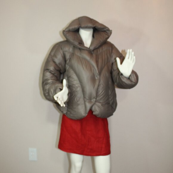 JNBY hoodie down light wear brown oversize  puffer  jacket size  XS/Small - Picture 2 of 7